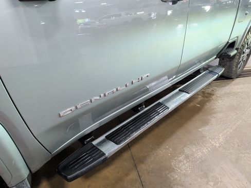 Used 2024 GMC Sierra 2500 Denali w/ Denali Reserve Package AWD/4WD image 7