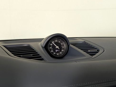 New 2026 Porsche Panamera 4 E-Hybrid AWD/4WD image 31