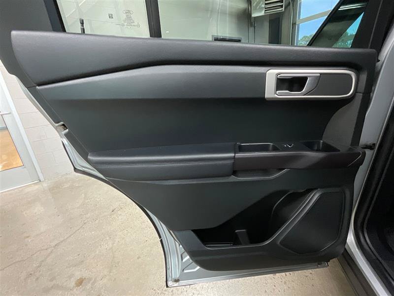 Used 2020 Ford Explorer 4WD image 23