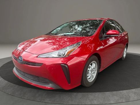 Used 2021 Toyota Prius L Eco image 5