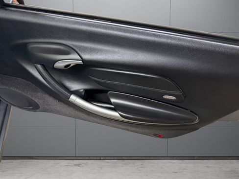 Used 2001 Porsche Boxster S RWD image 16