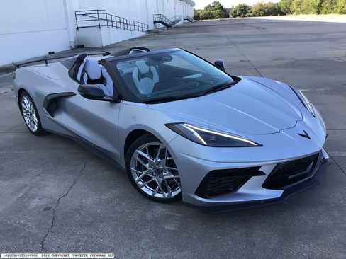 Used 2026 Chevrolet Corvette Stingray Premium Conv w/ Z51 Performance Package RWD image 4