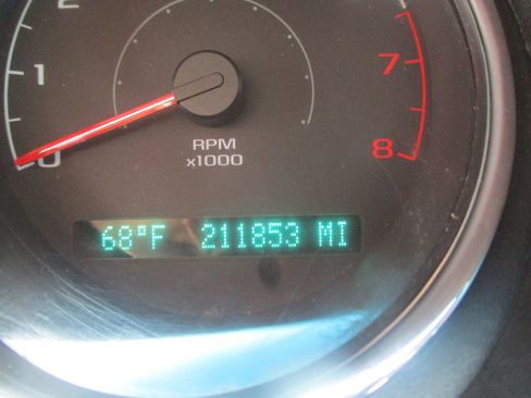 Used 2008 Chevrolet Cobalt LT w/ Preferred Equipment Group image 10