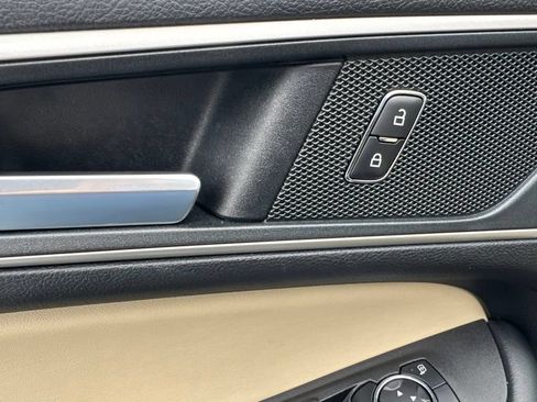 Used 2021 Ford Edge SEL w/ Convenience Package AWD/4WD image 25