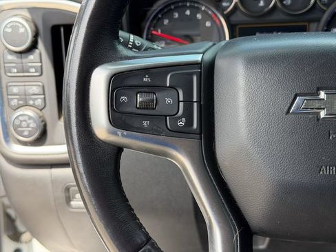 Used 2019 Chevrolet Silverado 1500 LT Trail Boss AWD/4WD image 11