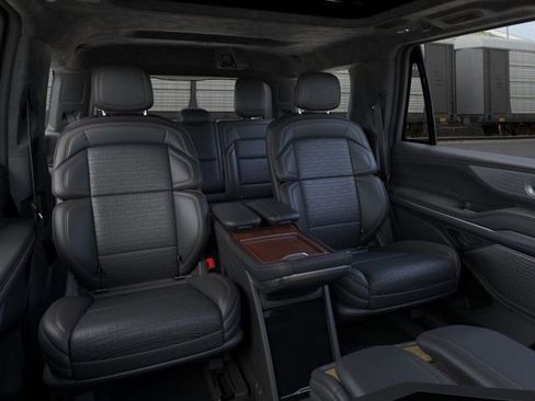 New 2026 Lincoln Navigator Black Label image 11