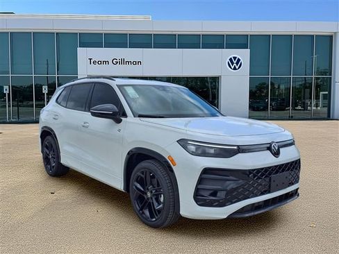 New 2026 Volkswagen Tiguan SE R-Line FWD image 1