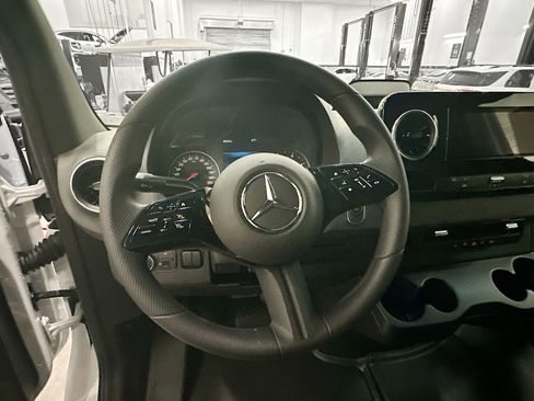 New 2026 Mercedes-Benz Sprinter 2500 image 12