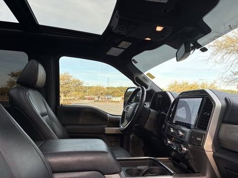 Used 2022 Ford F350 Lariat w/ Lariat Ultimate Package image 22