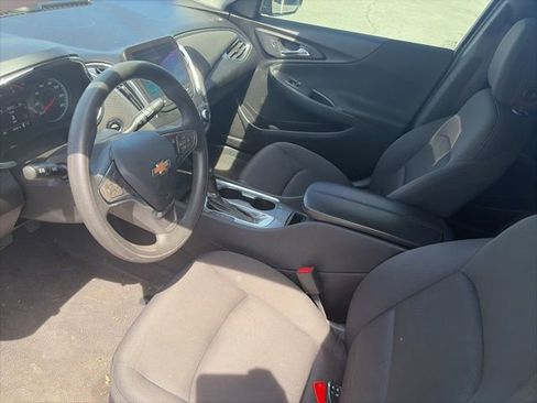 Used 2020 Chevrolet Malibu LT FWD image 16