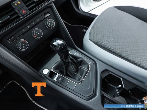 Used 2022 Volkswagen Taos S image 24