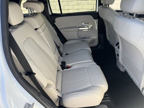 New 2025 Mercedes-Benz GLB 250 GLB 250 image 5
