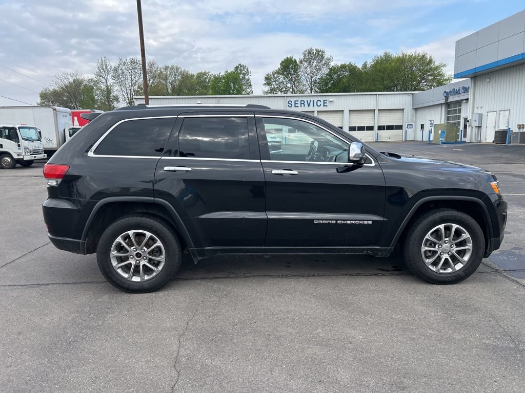 Used 2014 Jeep Grand Cherokee Limited AWD/4WD image 2