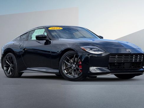 New 2024 Nissan Z Performance w/ Floor Mat Package image 2