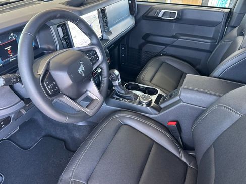 New 2026 Ford Bronco Big Bend image 9
