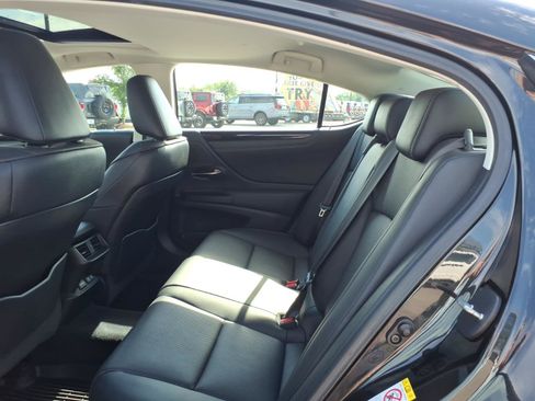 Used 2019 Lexus ES 350 w/ Premium Package FWD image 13