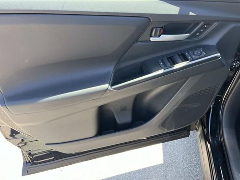 New 2026 Subaru Uncharted AWD image 21