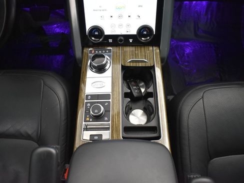 Used 2019 Land Rover Range Rover Supercharged AWD/4WD image 17