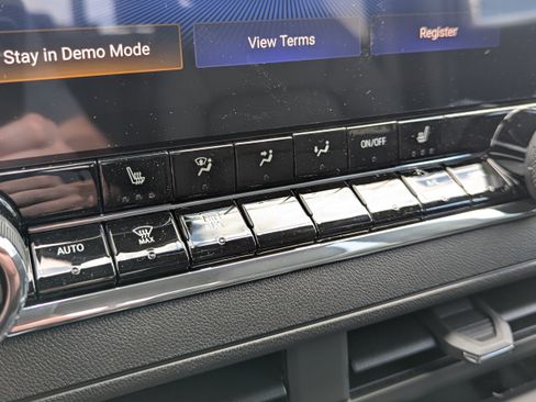 New 2026 Chevrolet Colorado Trail Boss AWD/4WD image 16