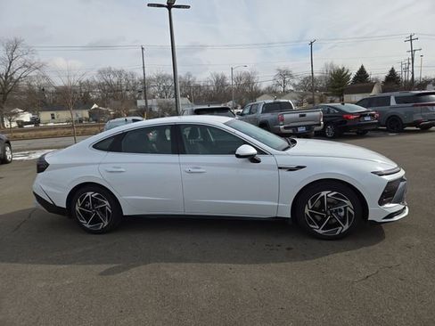New 2026 Hyundai Sonata SEL image 5