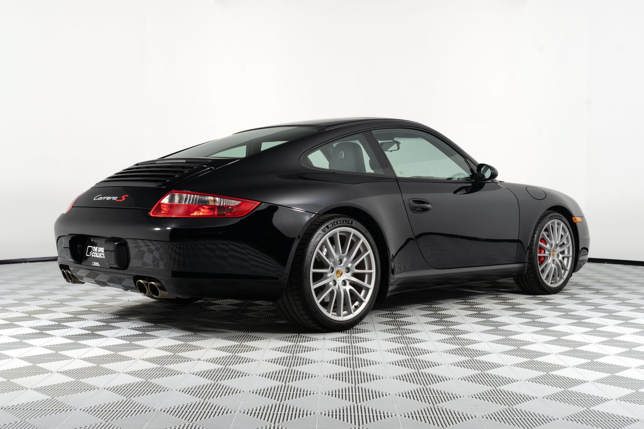 Used 2005 Porsche 911 Carrera S RWD image 8