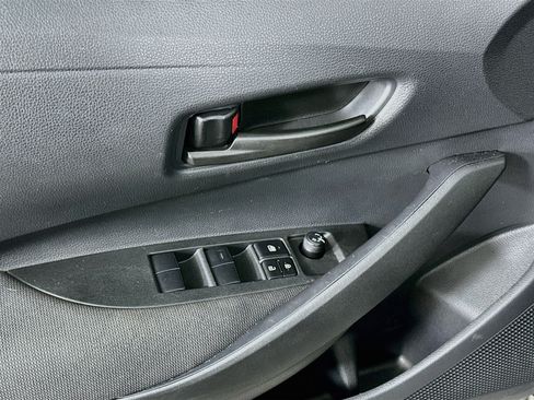 Used 2026 Toyota Corolla LE FWD image 15