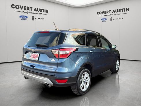 Used 2018 Ford Escape SE w/ SE Sync 3 Package FWD image 5