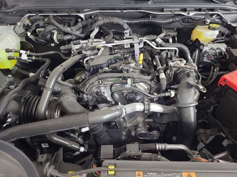 New 2025 Ford Ranger XLT w/ Equipment Group 301A High AWD/4WD image 24