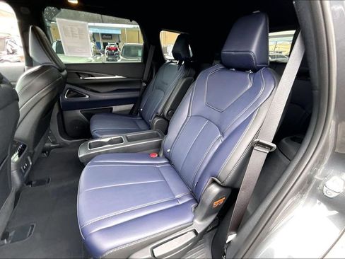 Certified 2026 INFINITI QX60 Sport w/ Dark Cargo Package AWD/4WD image 37