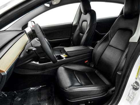 Used 2019 Tesla Model 3 Long Range RWD image 26