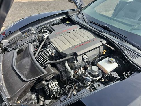 Used 2018 Chevrolet Corvette Stingray Convertible w/ 2LT Preferred Equipment Group image 20