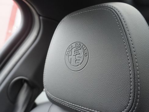 New 2025 Alfa Romeo Giulia AWD w/ Driving Assist Package image 26