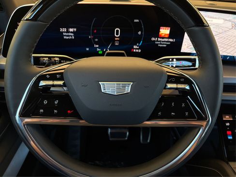 New 2026 Cadillac Vistiq Luxury image 19