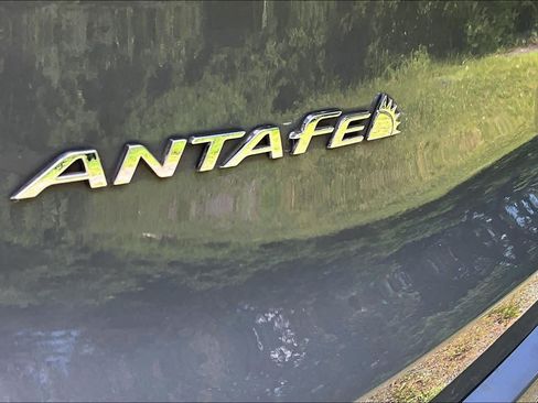 Used 2023 Hyundai Santa Fe SEL w/ Premium Package FWD image 10