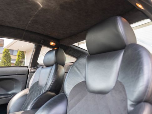 Used 2002 Aston Martin Vanquish image 26