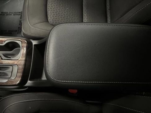 Used 2022 GMC Canyon Elevation w/ Trailering Package image 18