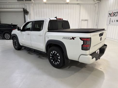 Used 2019 Nissan Frontier SL AWD/4WD image 3