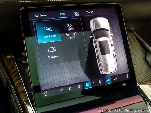 Certified 2025 Cadillac Escalade Sport Platinum AWD/4WD image 21