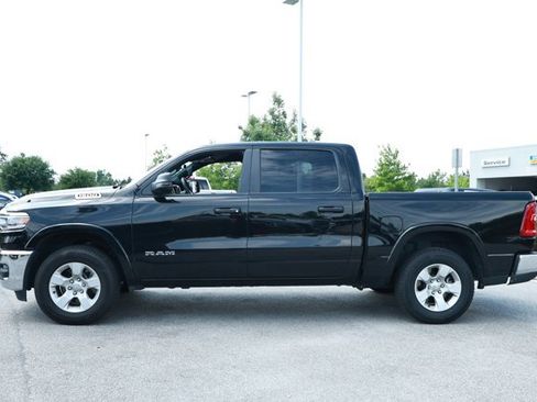 Used 2025 RAM 1500 Big Horn AWD/4WD image 10