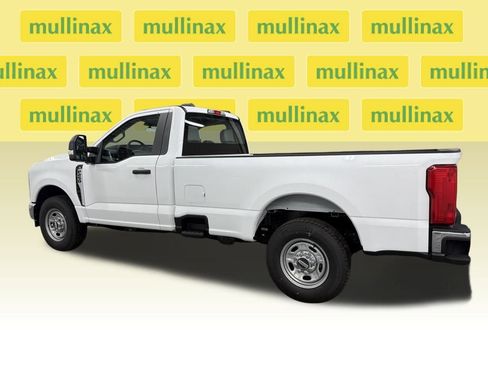 New 2026 Ford F250 XL w/ XL Chrome Package image 10