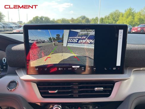 New 2025 Ford Explorer Active w/ Active Comfort Package image 16