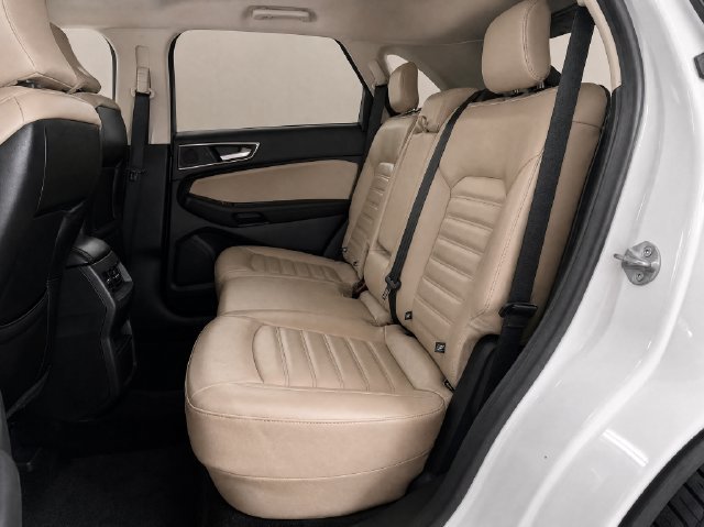 Used 2024 Ford Edge SEL AWD/4WD image 12