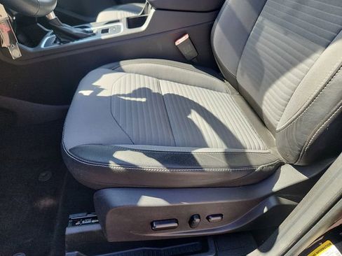 Certified 2017 Ford Escape SE w/ Equipment Group 201A AWD/4WD image 23