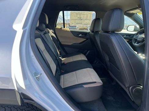 New 2026 Chevrolet Equinox ACTIV AWD/4WD image 14