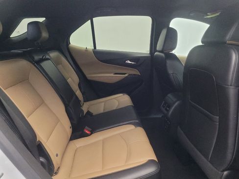 Used 2023 Chevrolet Equinox Premier FWD image 19