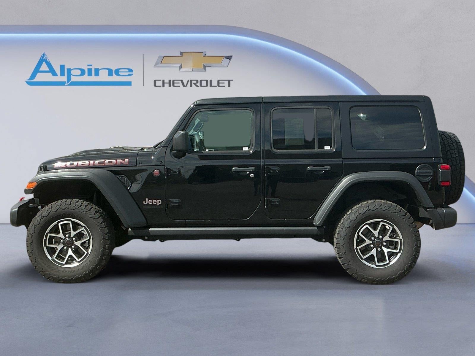Used 2025 Jeep Wrangler Unlimited Rubicon AWD/4WD image 2