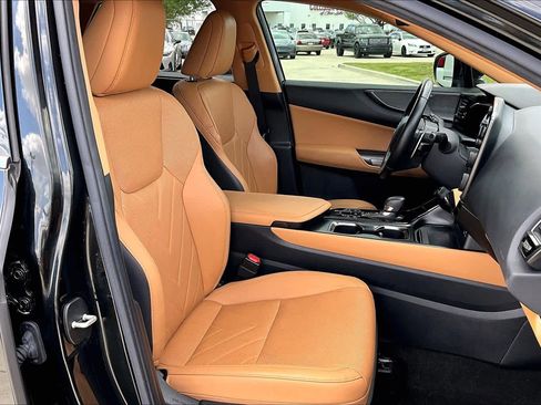 Used 2024 Lexus NX 350 AWD w/ Vision Package image 9