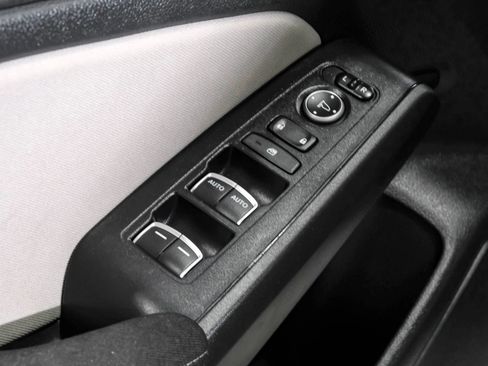 Used 2023 Honda Civic LX image 46