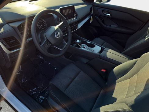 New 2026 Nissan Rogue SV w/ Cold Weather Package FWD image 16