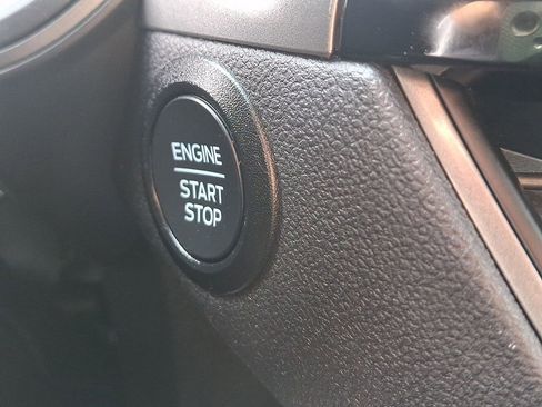 Used 2025 Ford Escape Active AWD/4WD image 26